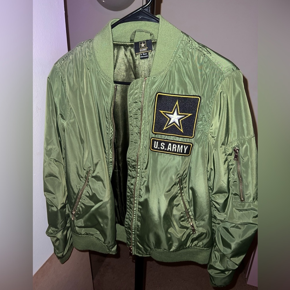 US army bomber jacket